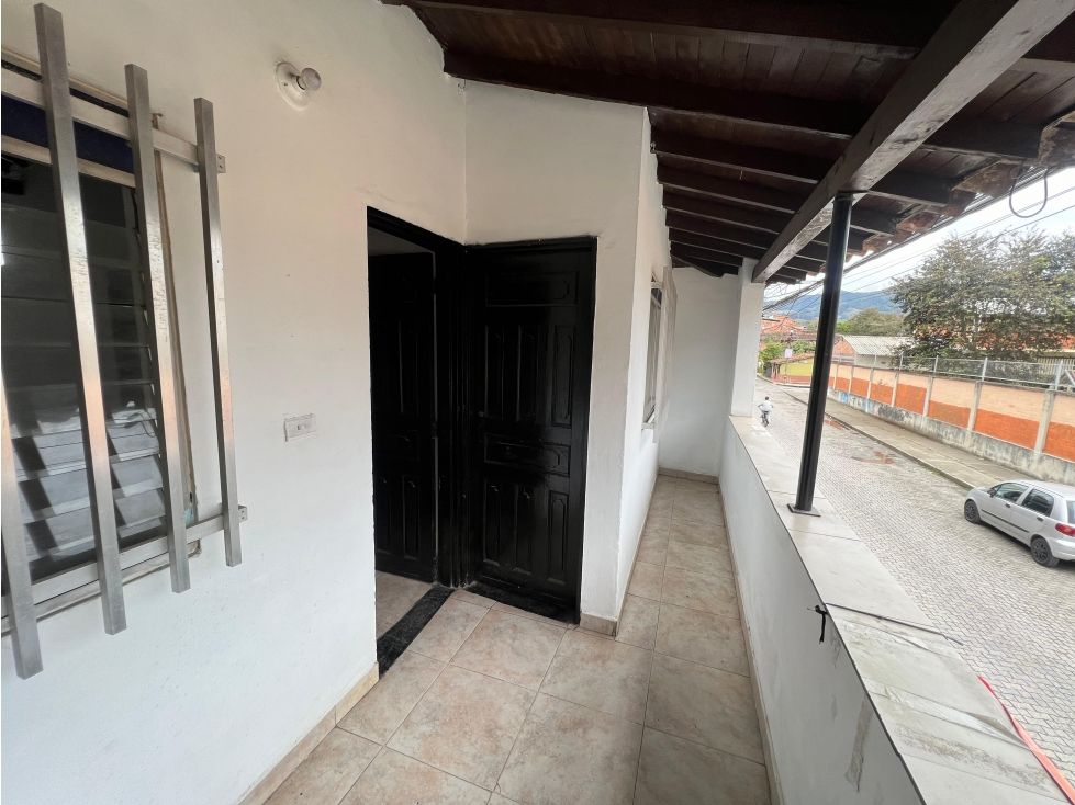Casa en venta Antioquia La Ceja Maria Auxiliadora 141 m2 Habitaciones 7 Baños 2 Garajes 0 Precio $400000000