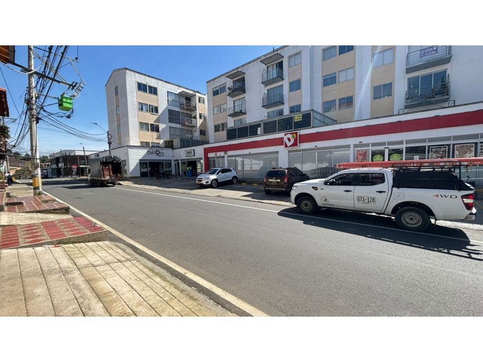 Local en venta Antioquia La Ceja Centro 56 m2 Habitaciones 0 Baños 1 Garajes 0 Precio $300000000