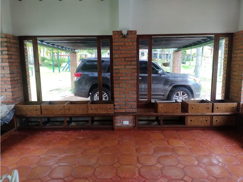 Finca en arriendo Antioquia La Ceja La Ceja 350 m2 Habitaciones 4 Baños 4 Garajes 4 Precio $6500000