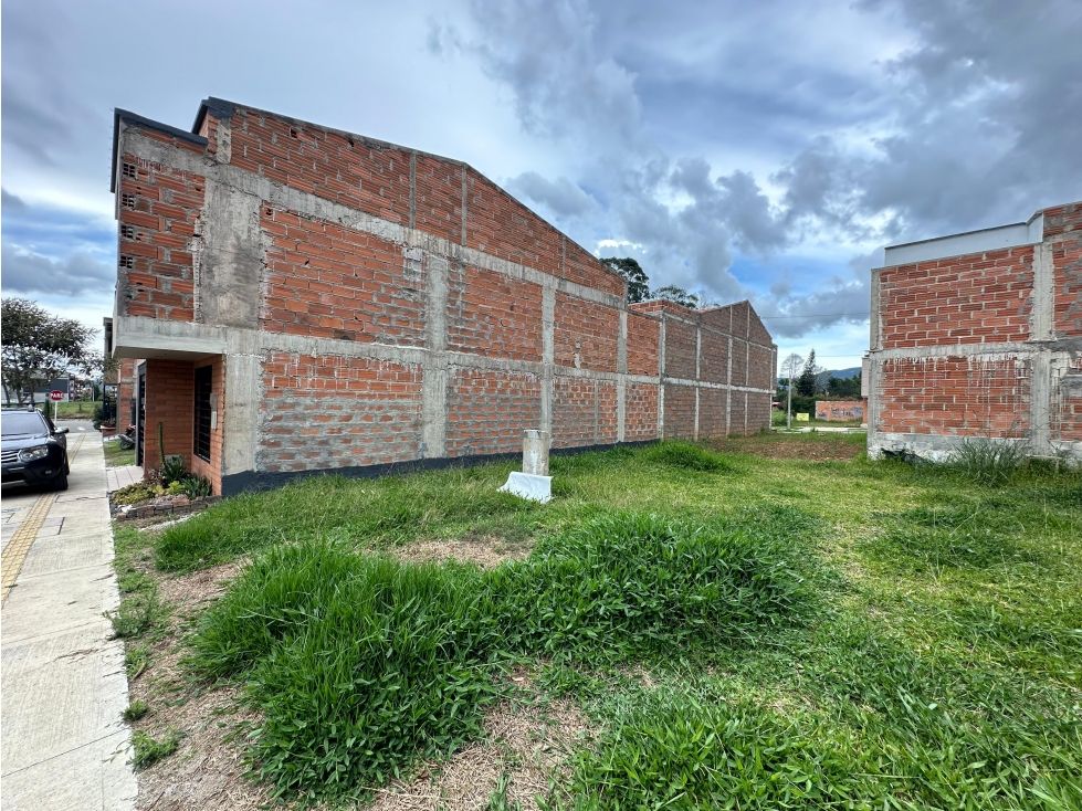 Lote en venta Antioquia La Ceja La Floresta 99 m2 Habitaciones 0 Baños 10 Garajes 1 Precio $265000000