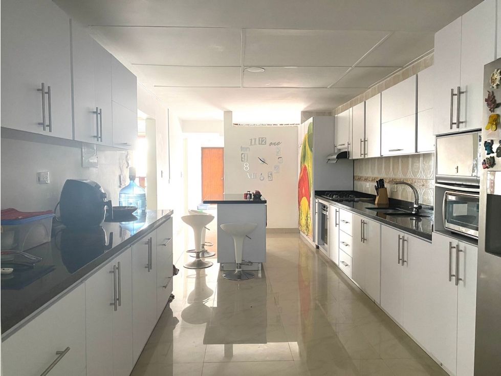 Casa en venta Valle Del Cauca Cali Urbanización La Flora 267 m2 Habitaciones 3 Baños 3 Garajes 3 Precio $850000000