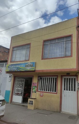 Casa en venta Cundinamarca Bogotá Ub Class 160 m2 Habitaciones 5 Baños 2 Garajes 1 Precio $600000000