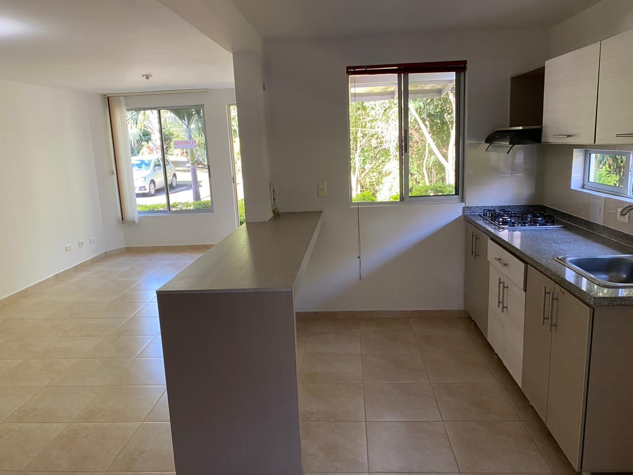 Casa en arriendo Risaralda Pereira Pereira 130 m2 Habitaciones 3 Baños 4 Garajes 2 Precio $2350000