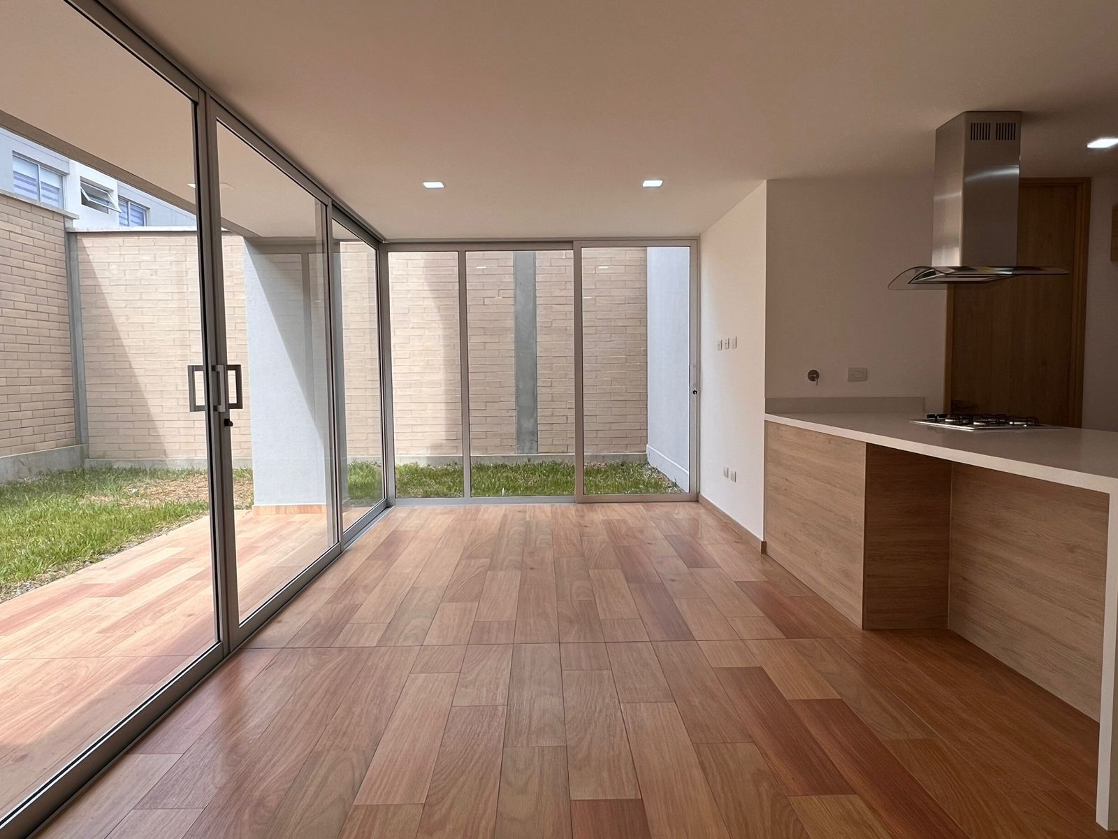 Casa en arriendo Antioquia Rionegro Mirador Del Lago 157 m2 Habitaciones 3 Baños 6 Garajes 3 Precio $6200000