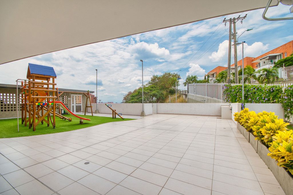 Apartamento en venta Valle Del Cauca Cali Alferez Real 94 m2 Habitaciones 3 Baños 2 Garajes 2 Precio $635000000