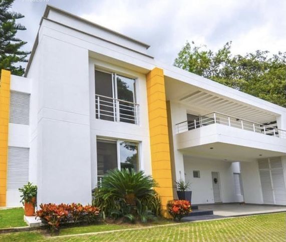 Casa en venta Valle Del Cauca Cali Cali 560 m2 Habitaciones 4 Baños 6 Garajes 6 Precio $3700000000