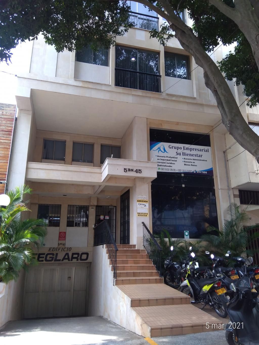 Edificio en venta Valle Del Cauca Cali San Vicente 1581 m2 Habitaciones 1 Baños 22 Garajes 8 Precio $3000000000