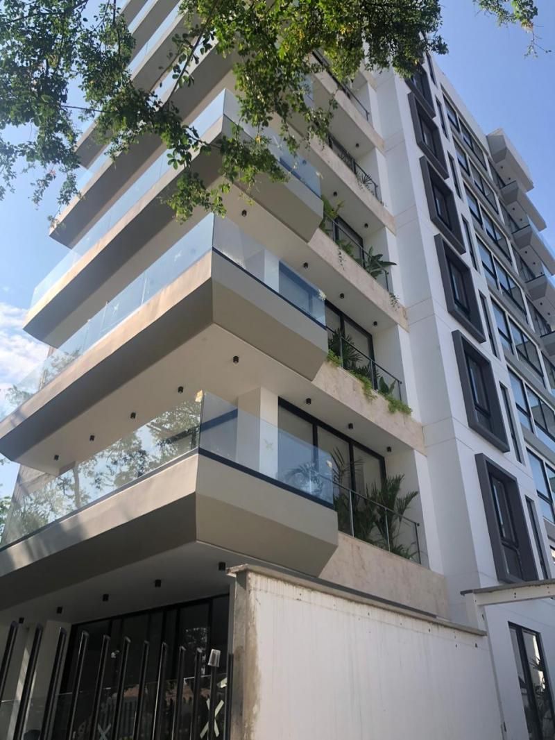 Apartamento en venta Valle Del Cauca Cali Parcelaciones Pance 244 m2 Habitaciones 3 Baños 5 Garajes 3 Precio $2437000000