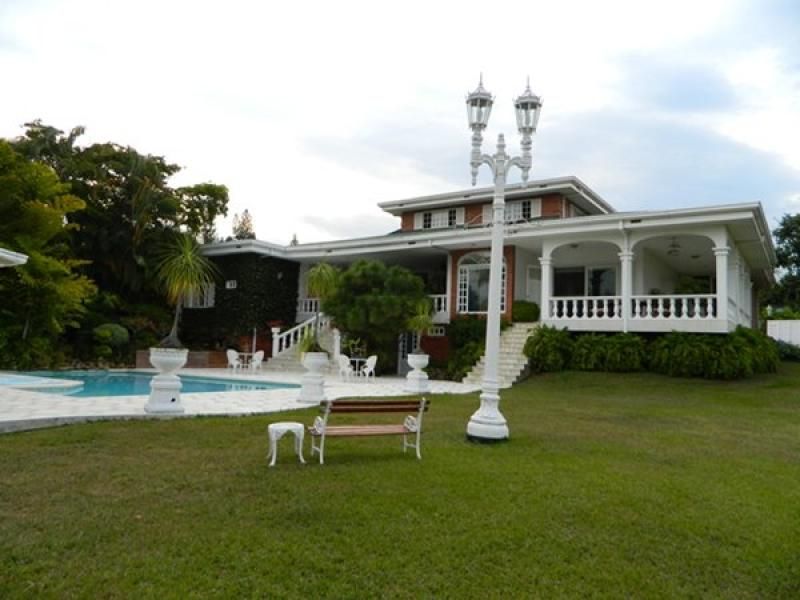 Casa en venta Valle Del Cauca Cali Parcelaciones Pance 981 m2 Habitaciones 6 Baños 8 Garajes 15 Precio $3600000000