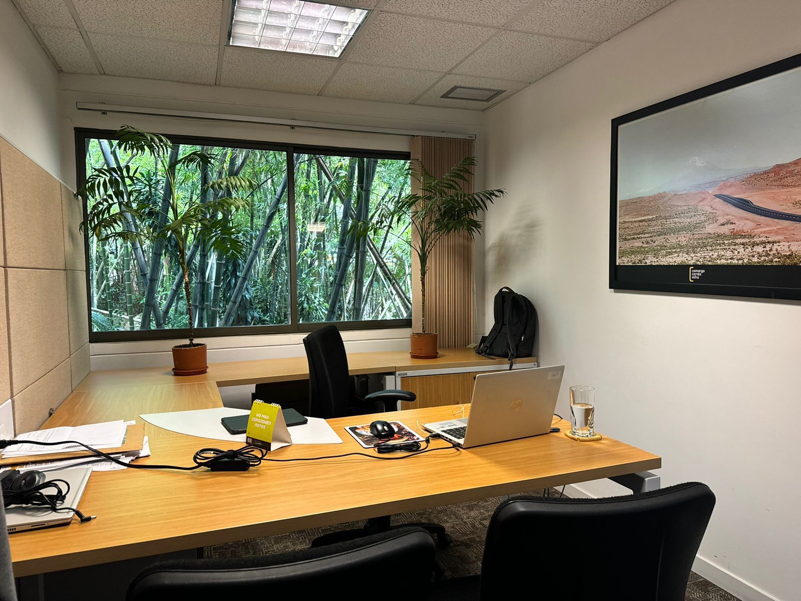 Oficina en arriendo o venta Antioquia Medellín Alejandria 170 m2 Habitaciones 0 Baños 2 Garajes 4 Precio venta $1980000000 Precio arriendo $13800000