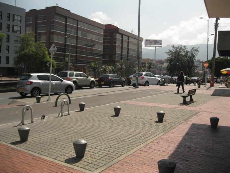 Oficina en arriendo Cundinamarca Bogotá Santa Barbara Occidental 56 m2 Habitaciones 0 Baños 1 Garajes 0 Precio $2550000