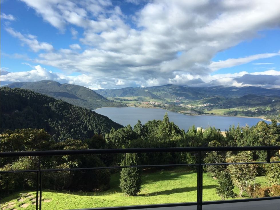 Casa en venta Cundinamarca La Calera La Calera 327 m2 Habitaciones 3 Baños 5 Garajes 3 Precio $2360000000