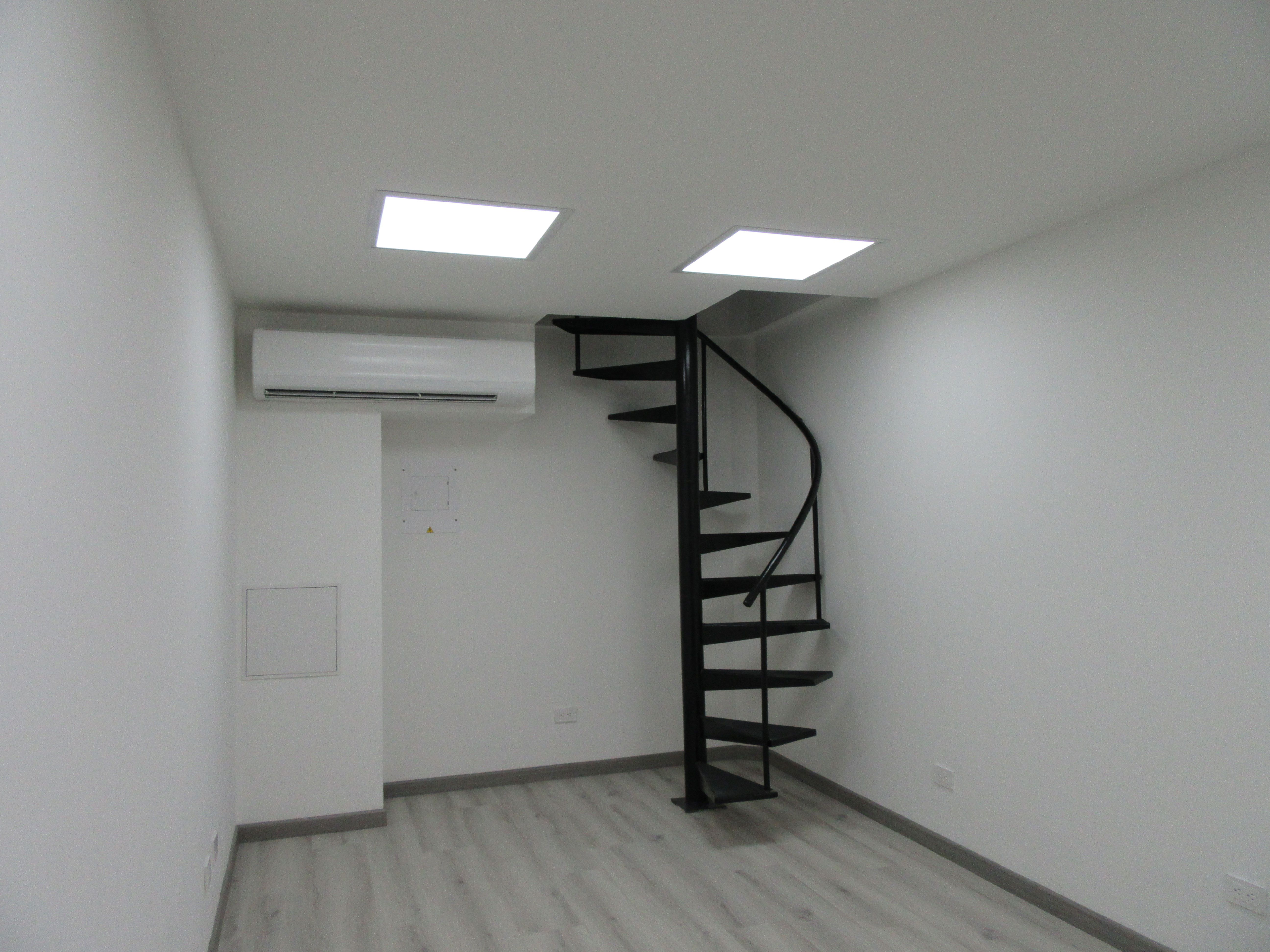 Local en arriendo Antioquia Medellín Manila 36 m2 Habitaciones 0 Baños 1 Garajes 0 Precio $7174465