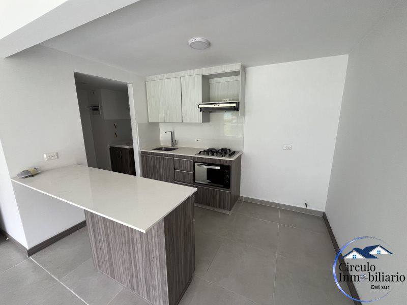 Apartamento en arriendo Antioquia Envigado San Rafael 77 m2 Habitaciones 3 Baños 2 Garajes 2 Precio $3200000