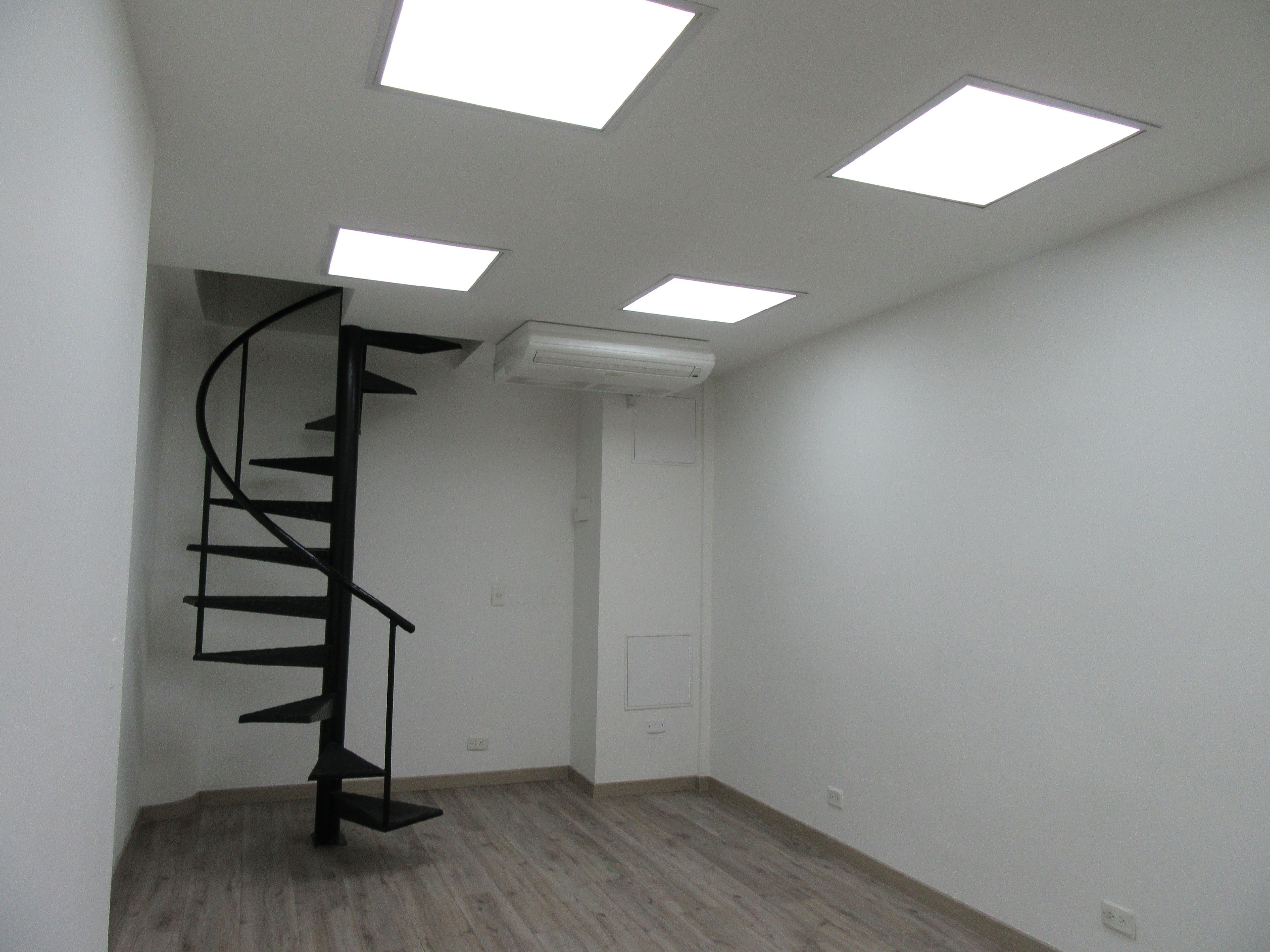 Local en arriendo Antioquia Medellín Manila 36 m2 Habitaciones 0 Baños 1 Garajes 0 Precio $7574465