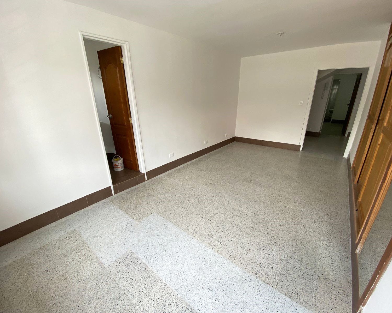 Oficina en venta Antioquia Medellín Fatima 330 m2 Habitaciones 0 Baños 8 Garajes 1 Precio $1650000000