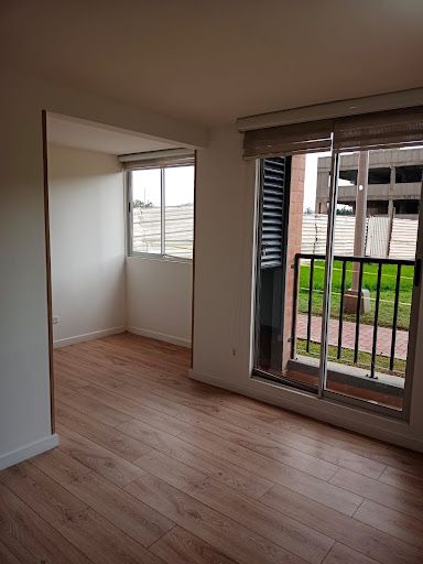 Apartamento en venta Cundinamarca Madrid Madrid 52 m2 Habitaciones 2 Baños 2 Garajes 2 Precio $230000000