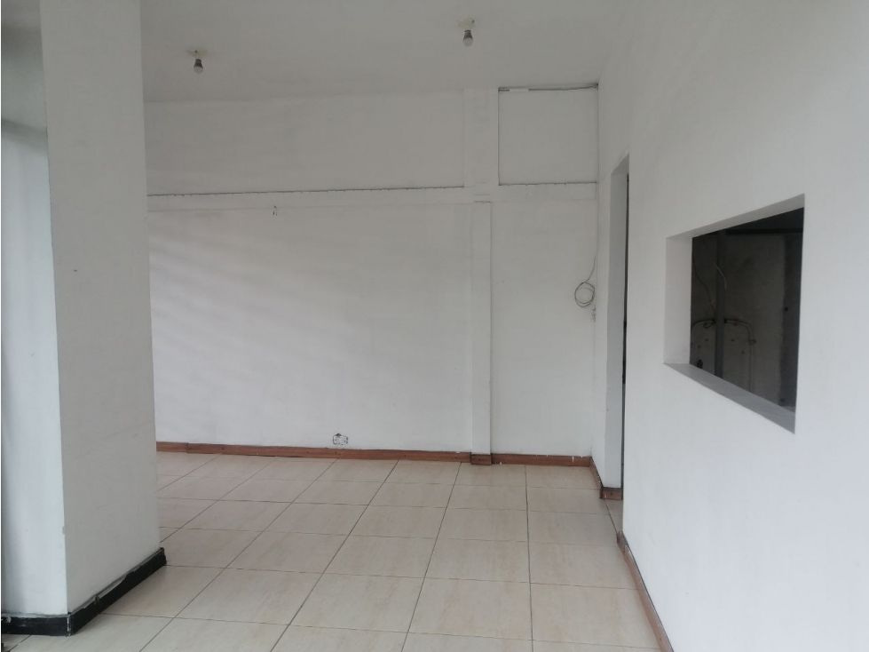 Local en arriendo Caldas Manizales Los Rosales 35 m2 Habitaciones 0 Baños 1 Garajes 0 Precio $1300000