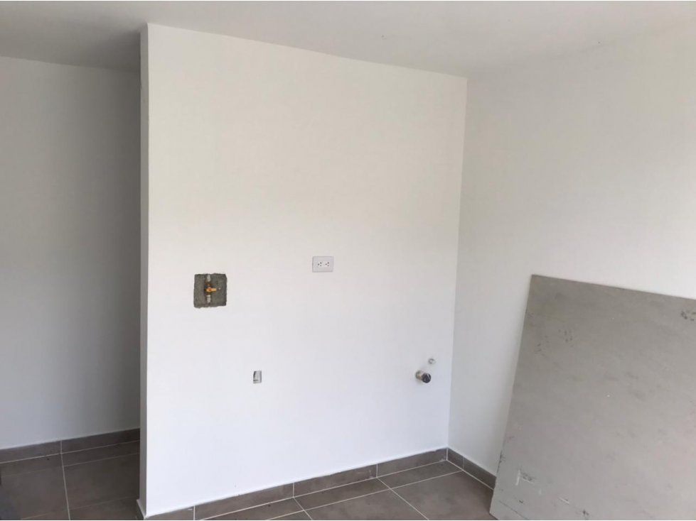 Local en venta Caldas Manizales Los Alamos 17 m2 Habitaciones 0 Baños 1 Garajes 0 Precio $81287000