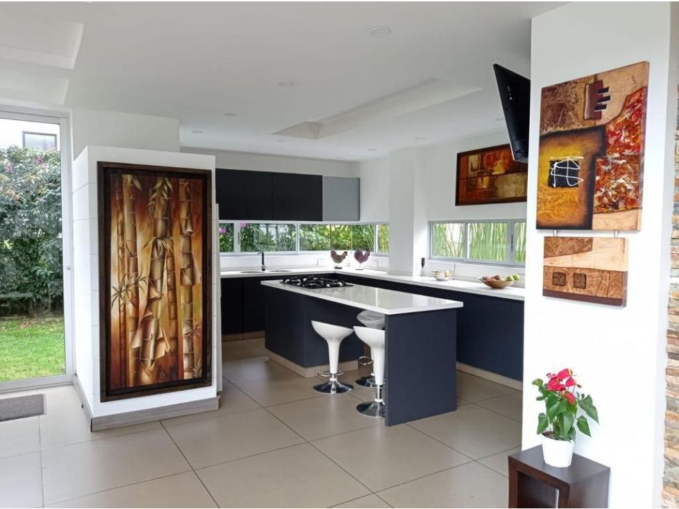 Casa Campestre en venta Caldas Villamaría La Florida 290 m2 Habitaciones 3 Baños 4 Garajes 2 Precio $2500000000