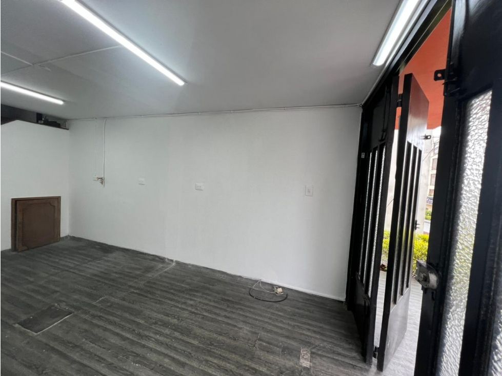 Local en arriendo Caldas Manizales Palermo Bajo 20 m2 Habitaciones 0 Baños 1 Garajes 1 Precio $1250000
