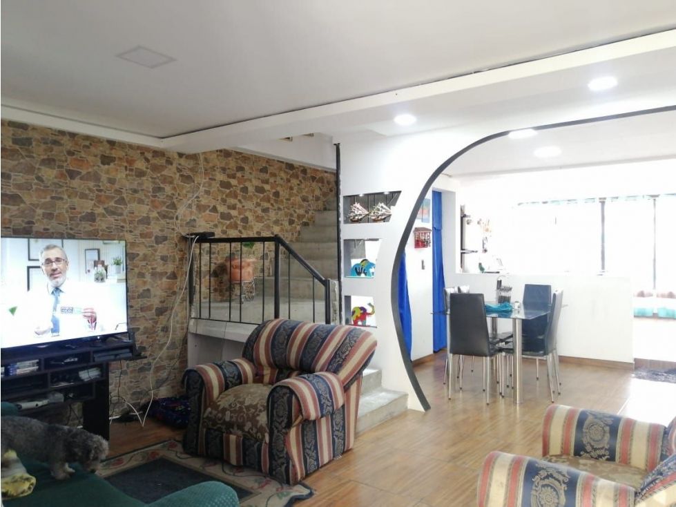 Casa en venta Caldas Manizales La Primavera 450 m2 Habitaciones 8 Baños 6 Garajes 1 Precio $900000000