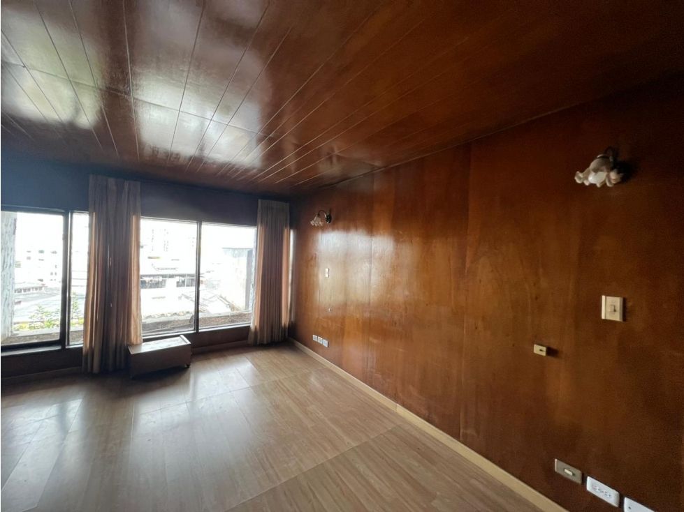 Casa en arriendo Caldas Manizales La Arboleda 500 m2 Habitaciones 6 Baños 4 Garajes 2 Precio $5500000