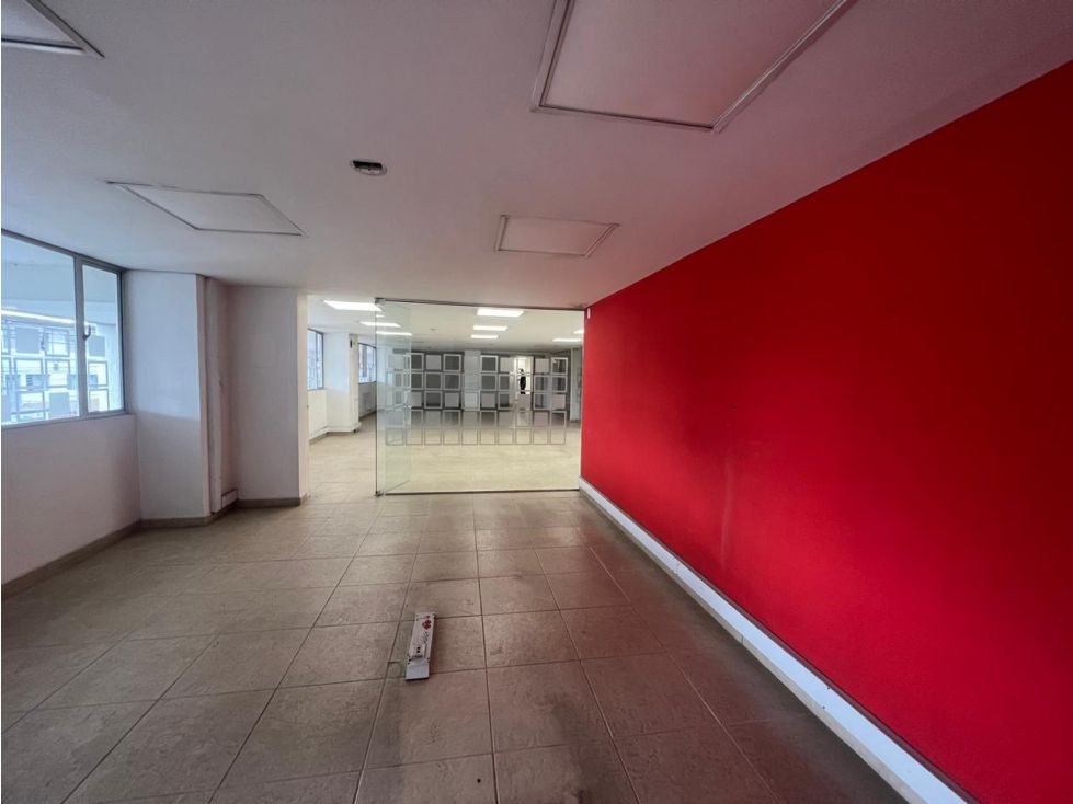 Local en arriendo Caldas Manizales Alta Suiza 240 m2 Habitaciones 0 Baños 2 Garajes 0 Precio $4500000