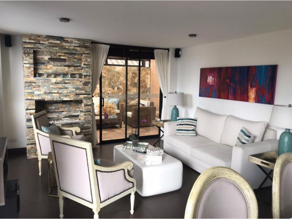 Casa en venta Caldas Manizales Alta Suiza 215 m2 Habitaciones 4 Baños 5 Garajes 3 Precio $1100000000