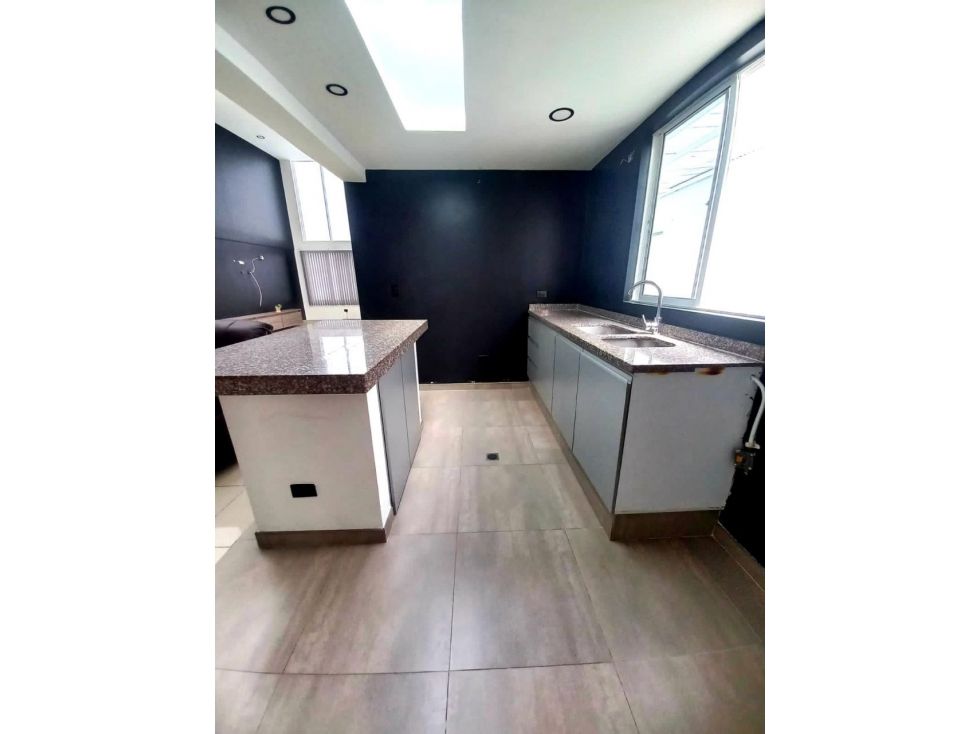 Casa en venta Caldas Manizales La Francia 267 m2 Habitaciones 4 Baños 3 Garajes 2 Precio $860000000