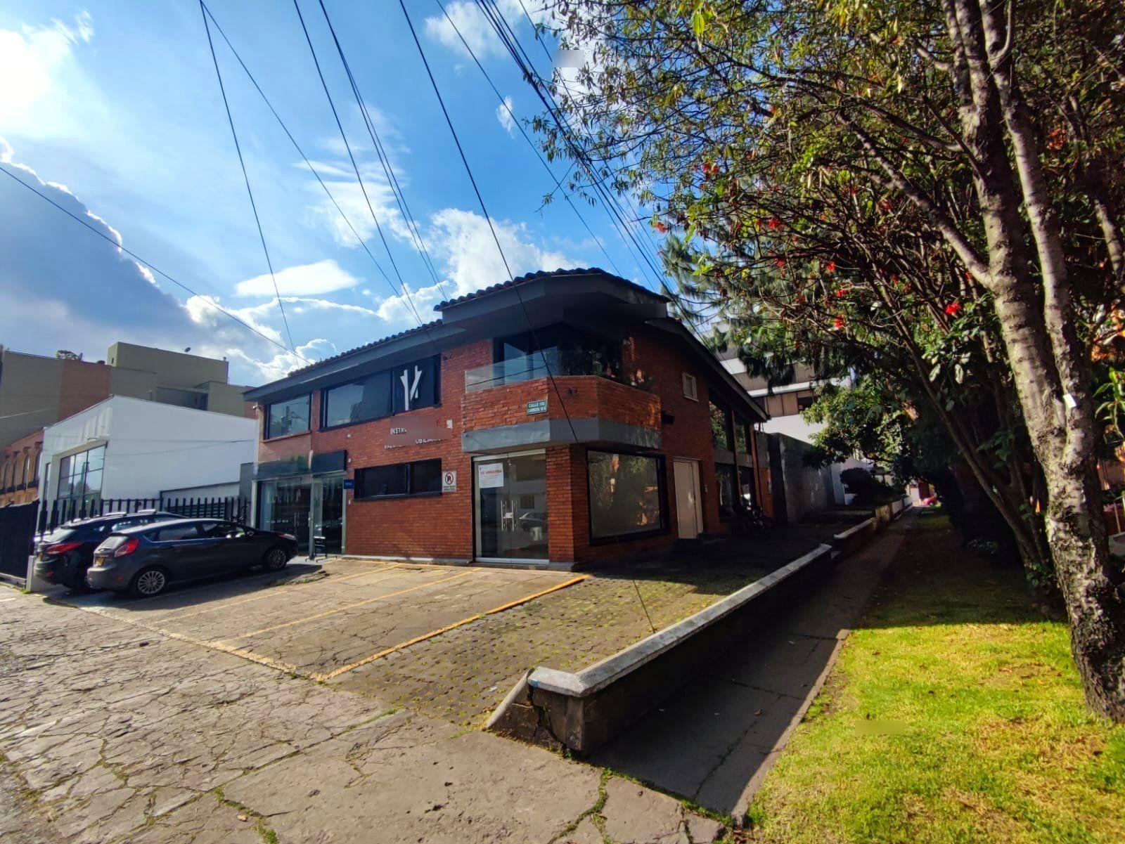 Casa en arriendo Cundinamarca Bogotá San Patricio 614 m2 Habitaciones 6 Baños 6 Garajes 6 Precio $29000000