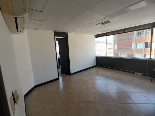 Oficina en arriendo Antioquia Medellín La Candelaria 25 m2 Habitaciones 0 Baños 1 Garajes 0 Precio $1750000