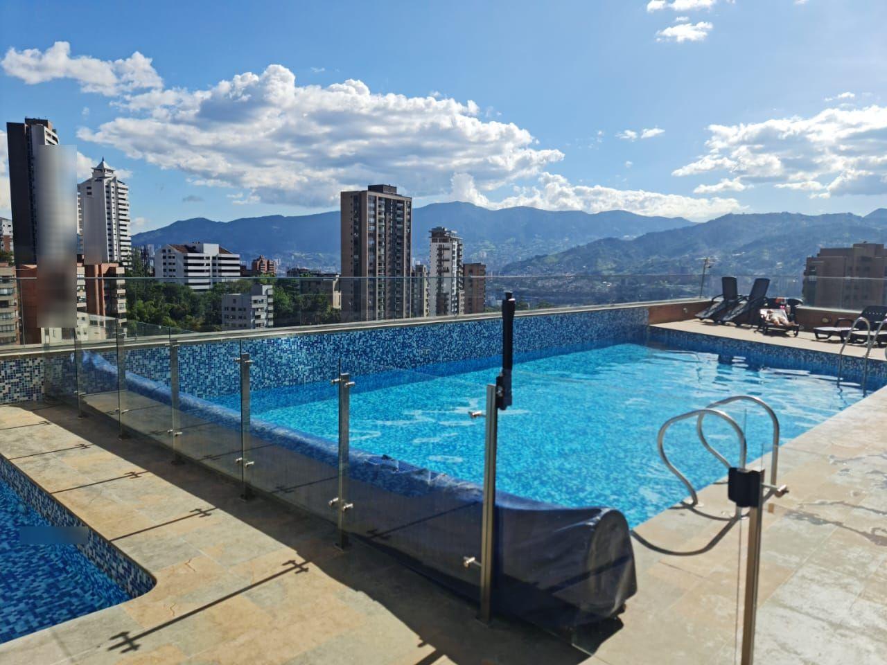 Apartamento en arriendo Antioquia Medellín Medellín 200 m2 Habitaciones 3 Baños 4 Garajes 3 Precio $9800000