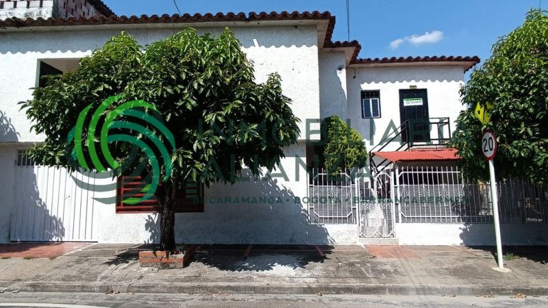 Apartamento en arriendo Santander Barrancabermeja Pueblo Nuevo 150 m2 Habitaciones 4 Baños 3 Garajes 0 Precio $1300000