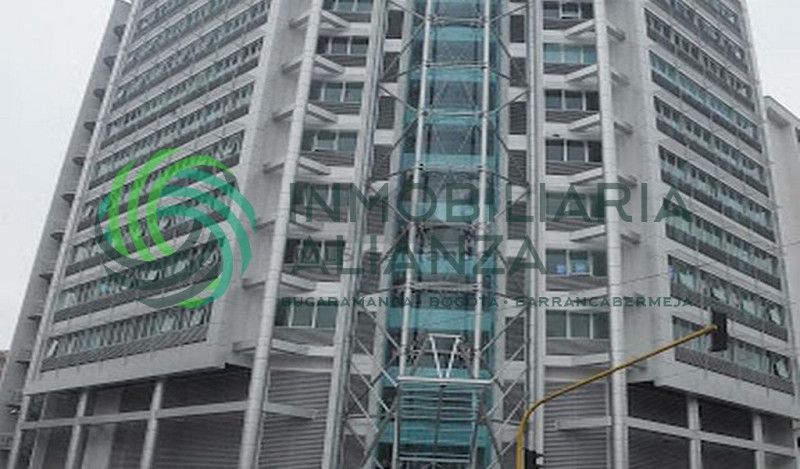 Oficina en venta Santander Bucaramanga Bolarqui 240 m2 Habitaciones 0 Baños 3 Garajes 3 Precio $1000000000