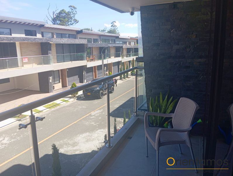 Casa en venta Antioquia Rionegro San Antonio 165 m2 Habitaciones 4 Baños 5 Garajes 1 Precio $830000000