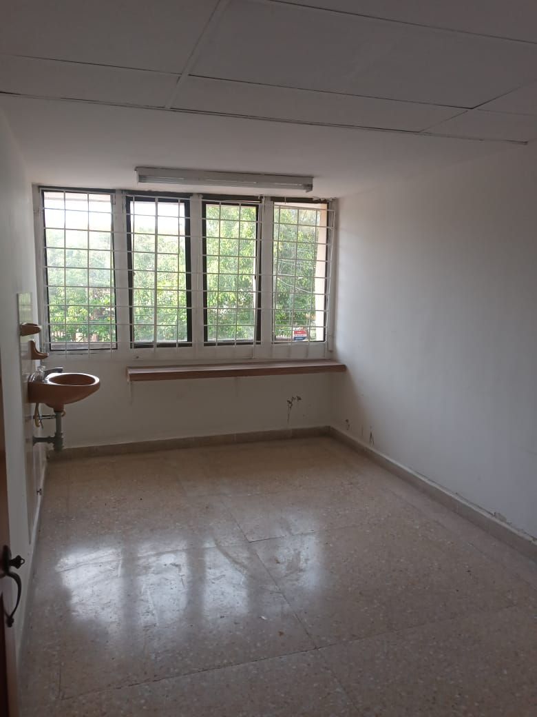 Local en arriendo Atlántico Barranquilla Olaya Herrera 161 m2 Habitaciones 0 Baños 2 Garajes 0 Precio $2100000