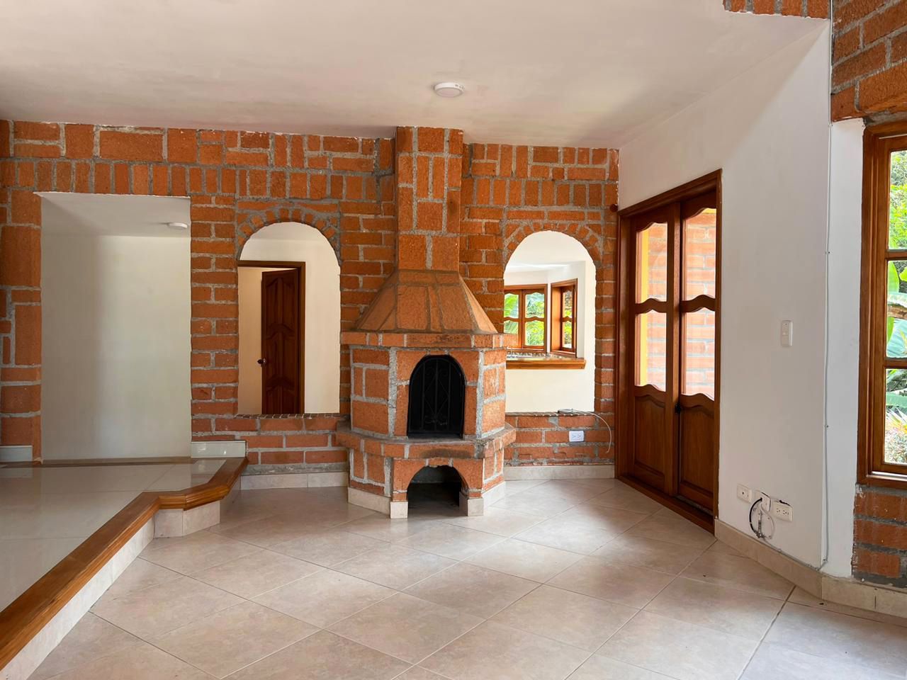 Casa en arriendo Antioquia El Retiro El Retiro 300 m2 Habitaciones 5 Baños 4 Garajes 4 Precio $6400000