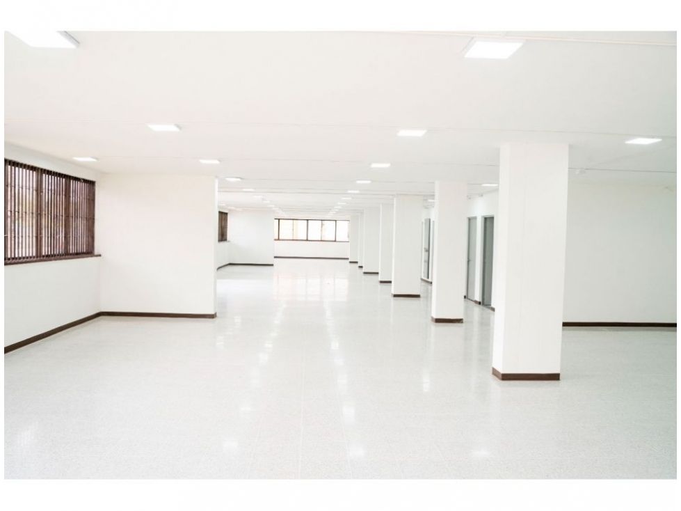 Edificio en arriendo Cundinamarca Bogotá Santa Cecilia 1622 m2 Habitaciones 0 Baños 10 Garajes 15 Precio $97300000
