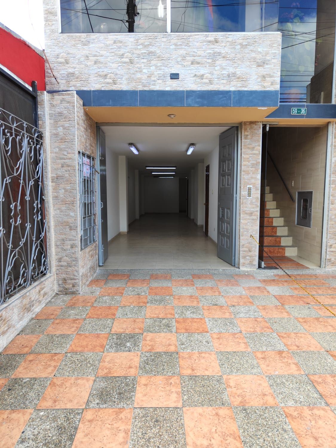 Local en arriendo Cundinamarca Bogotá La Esmeralda 65 m2 Habitaciones 0 Baños 2 Garajes 2 Precio $6300000