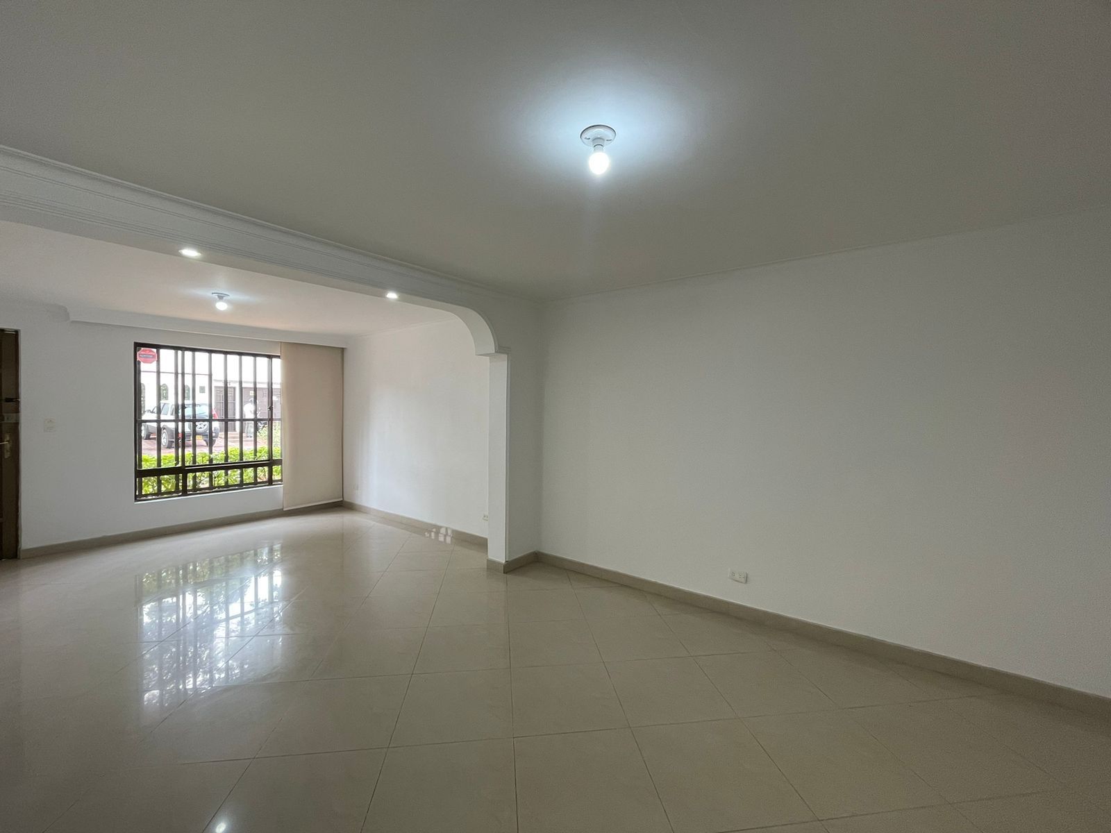 Casa en arriendo Antioquia Medellín Fatima 260 m2 Habitaciones 5 Baños 5 Garajes 1 Precio $8800000