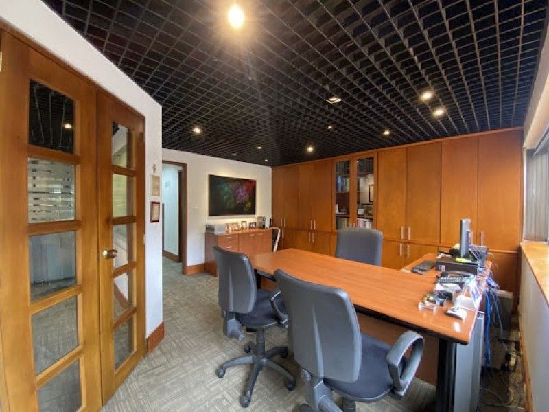 Oficina en venta Cundinamarca Bogotá La Porciuncula 124 m2 Habitaciones 0 Baños 2 Garajes 3 Precio $1100000000