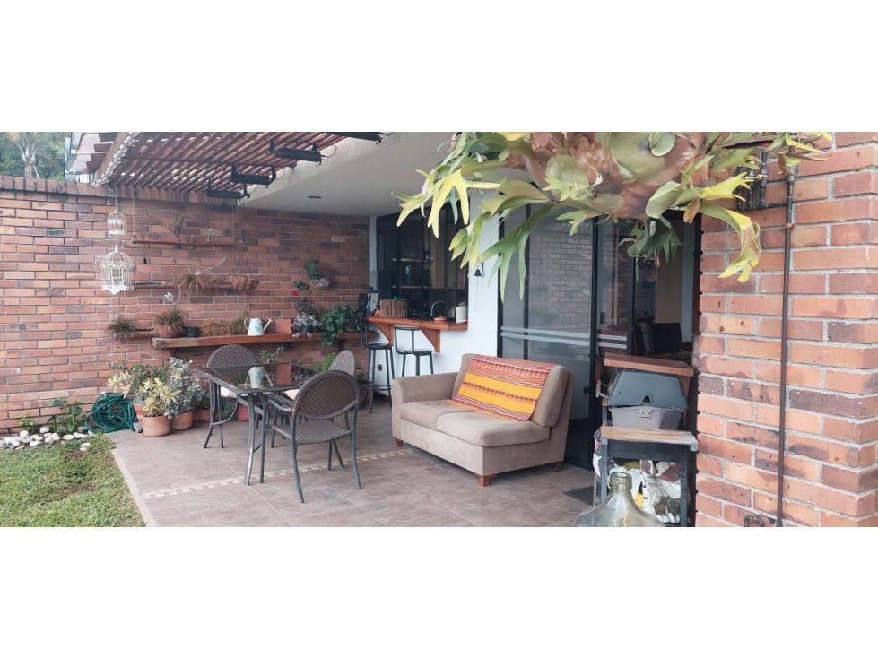 Casa en venta Caldas Manizales Manizales 245 m2 Habitaciones 4 Baños 5 Garajes 2 Precio $1300000000