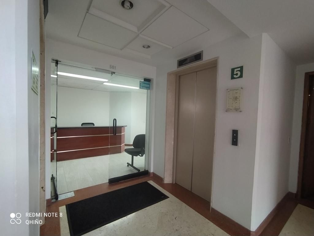 Oficina en arriendo Cundinamarca Bogotá El Espartillal 100 m2 Habitaciones 0 Baños 2 Garajes 2 Precio $7400000