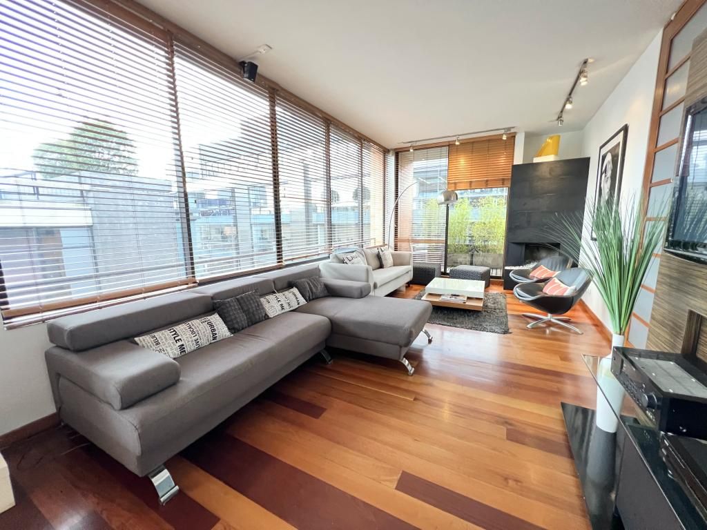 Apartamento en venta Cundinamarca Bogotá Bellavista 160 m2 Habitaciones 2 Baños 3 Garajes 2 Precio $2200000000