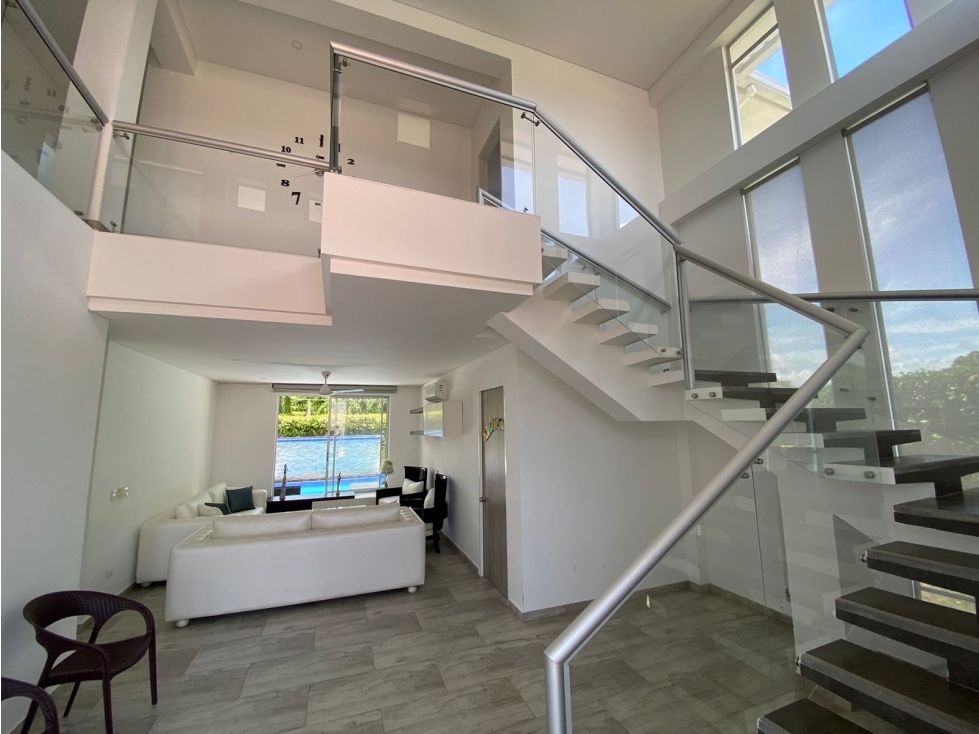 Casa en venta Cundinamarca Ricaurte Cn Versalles 690 m2 Habitaciones 6 Baños 7 Garajes 4 Precio $1750000000