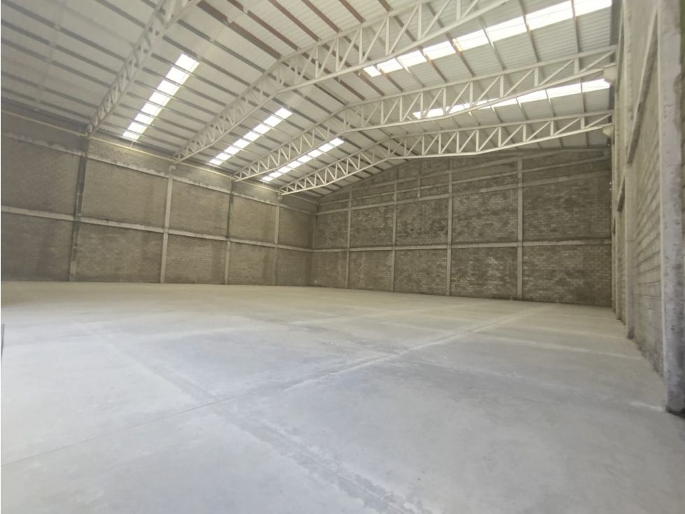 Bodega en arriendo Bolívar Cartagena Br San Pedro 1100 m2 Habitaciones 0 Baños 0 Garajes 0 Precio $25300000
