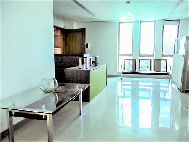 Oficina en arriendo Antioquia Medellín La Aguacatala 76 m2 Habitaciones 0 Baños 0 Garajes 3 Precio $8800000