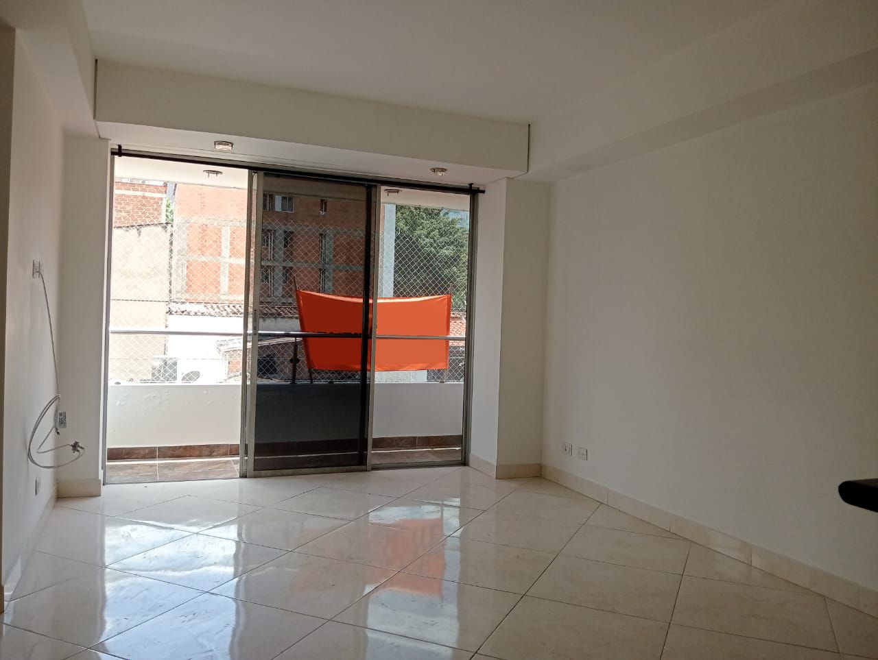 Apartamento en venta Antioquia Medellín Los Colores 87 m2 Habitaciones 3 Baños 2 Garajes 2 Precio $470000000