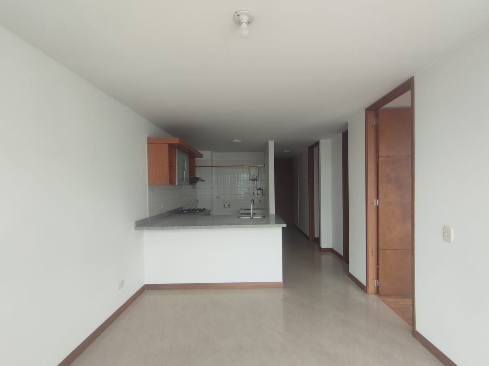 Apartamento en arriendo Risaralda Pereira Los Alpes 60 m2 Habitaciones 2 Baños 2 Garajes 2 Precio $2050000